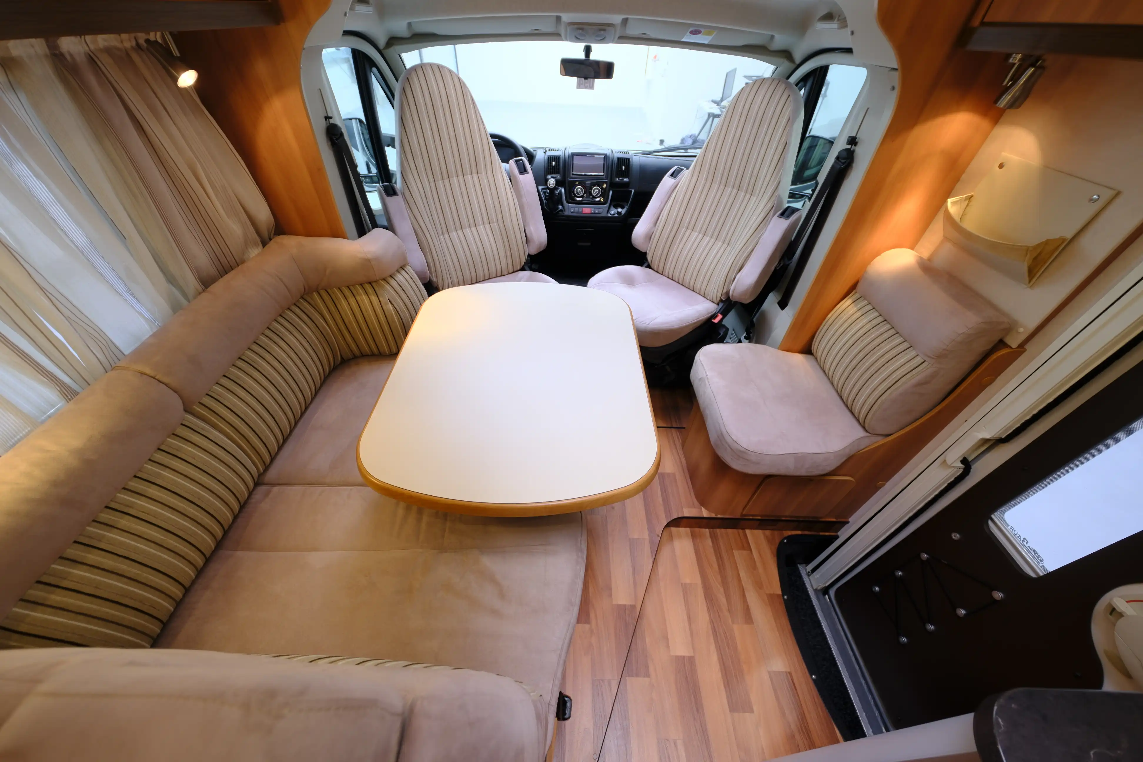 HYMER-ERIBA Tramp T 674 CL Exclusive Line